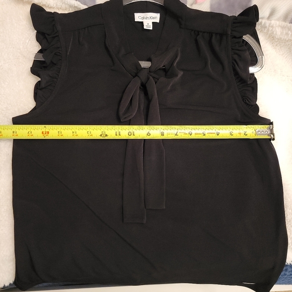 Calvin Klein tie front sleeveless top - Picture 4 of 4